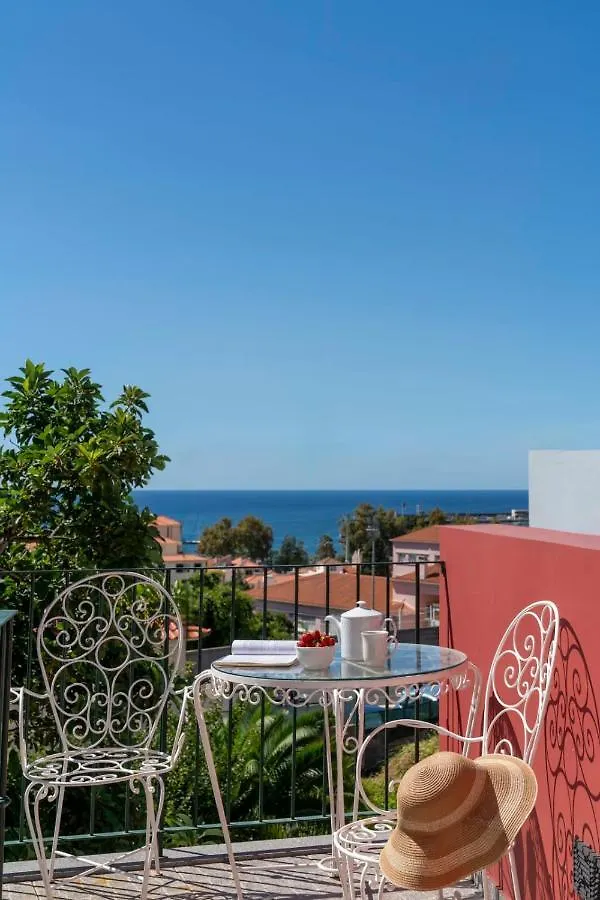 Casa Strelitzia By An Island Apart Funchal  Holiday home Funchal (Madeira)