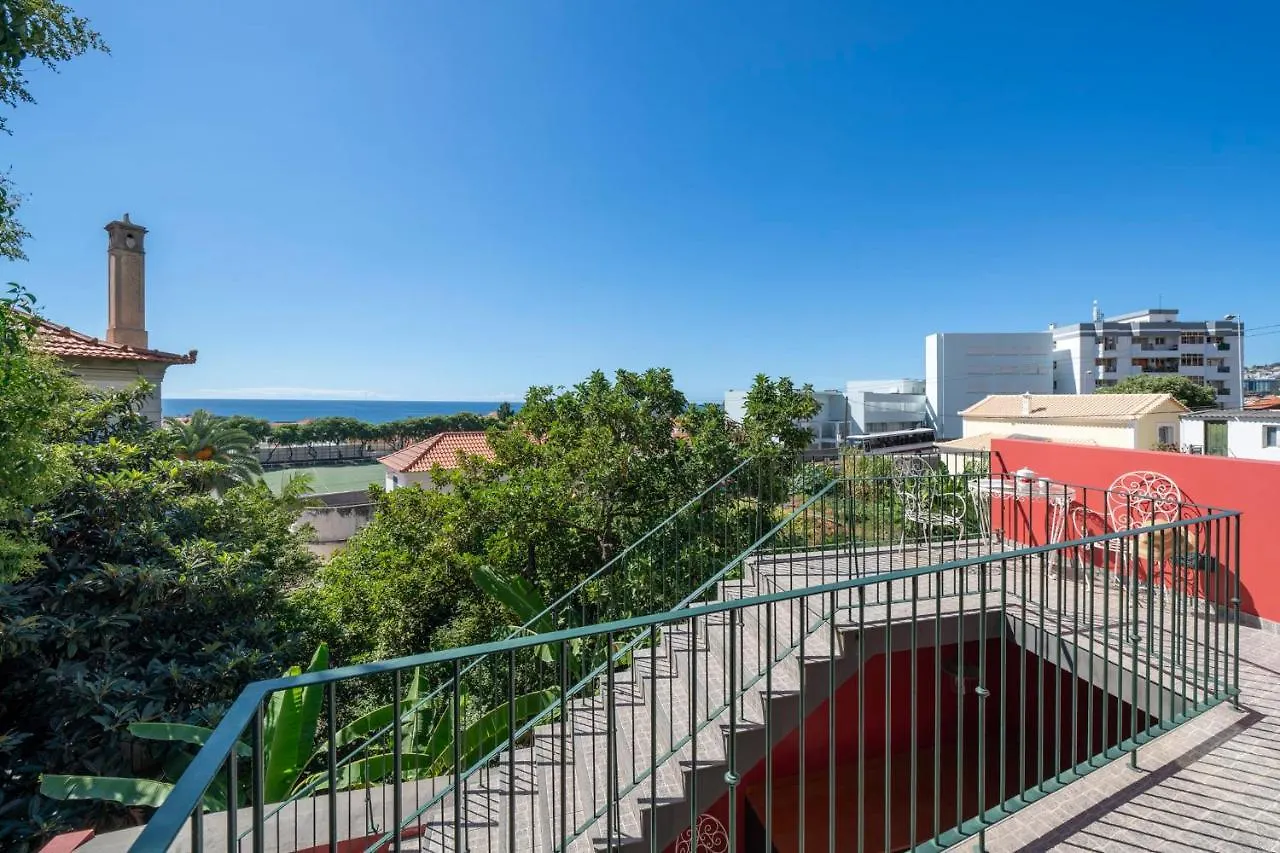 Casa Strelitzia By An Island Apart Funchal  0*, Funchal (Madeira)